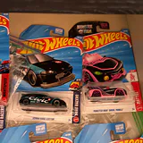 Assorted Hot Wheels Die-Cast Toy Vehicles - thumbnail 7 of 12