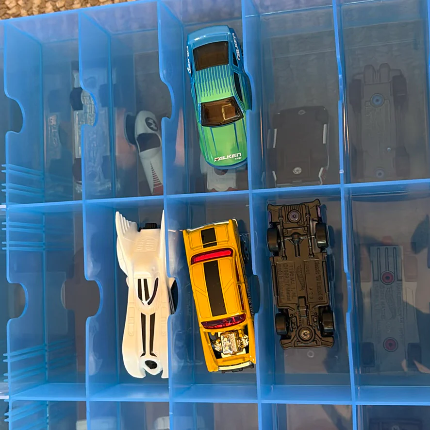 Toy Die-Cast Cars and Storage Cases - image 22 of 41