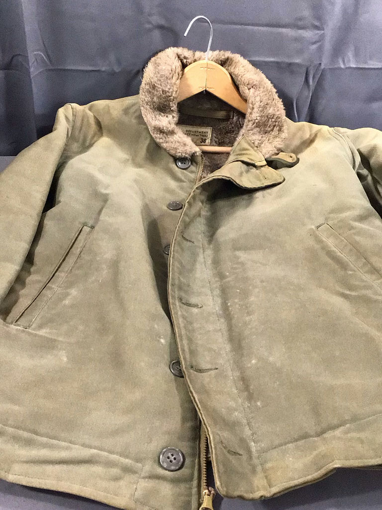 WWII U.S. Navy Deck Jacket - image 5 of 12