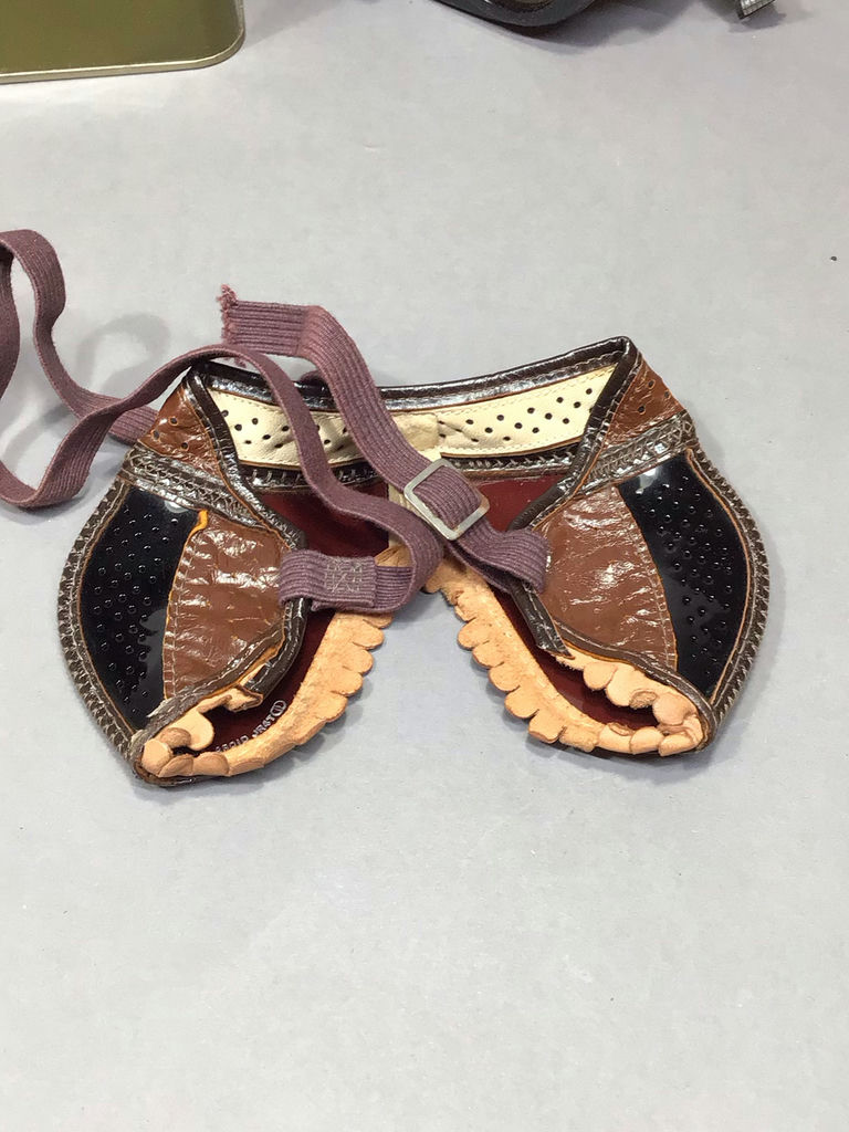 WWII Polaroid Goggles, Compass & Wallet - image 8 of 17