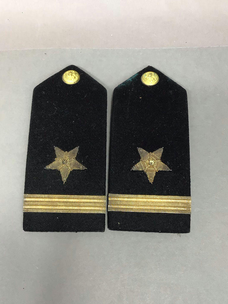 Vintage U.S. Navy Straps & Buttons - image 6 of 13
