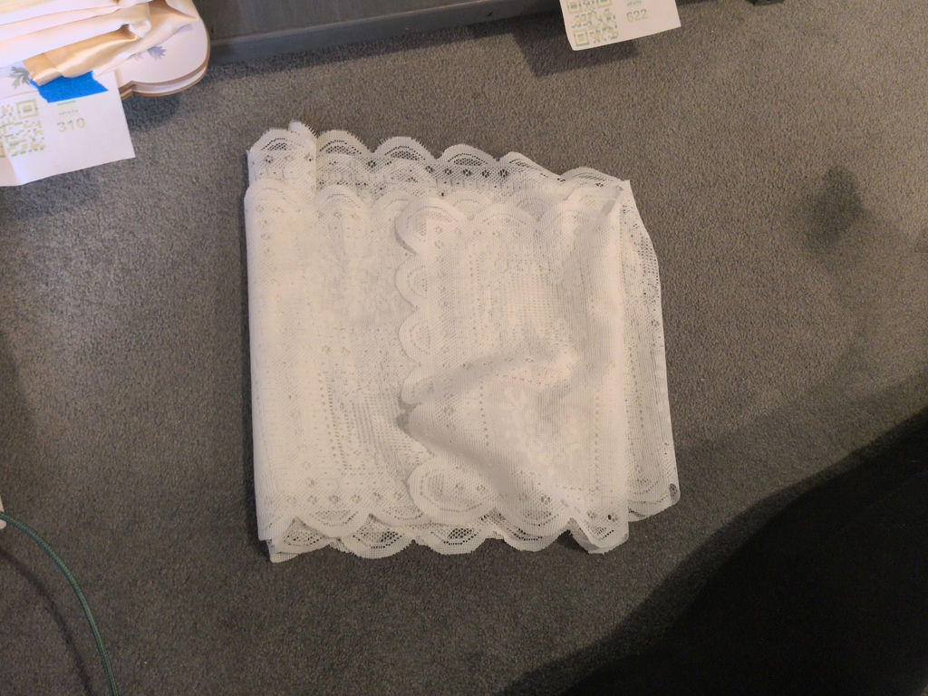 Assorted Lace Table Linens and Doilies - image 10 of 11