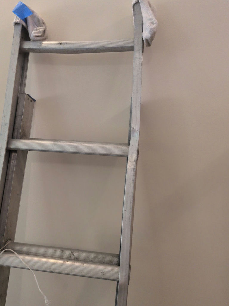 Aluminum Extension Ladder - image 6 of 8