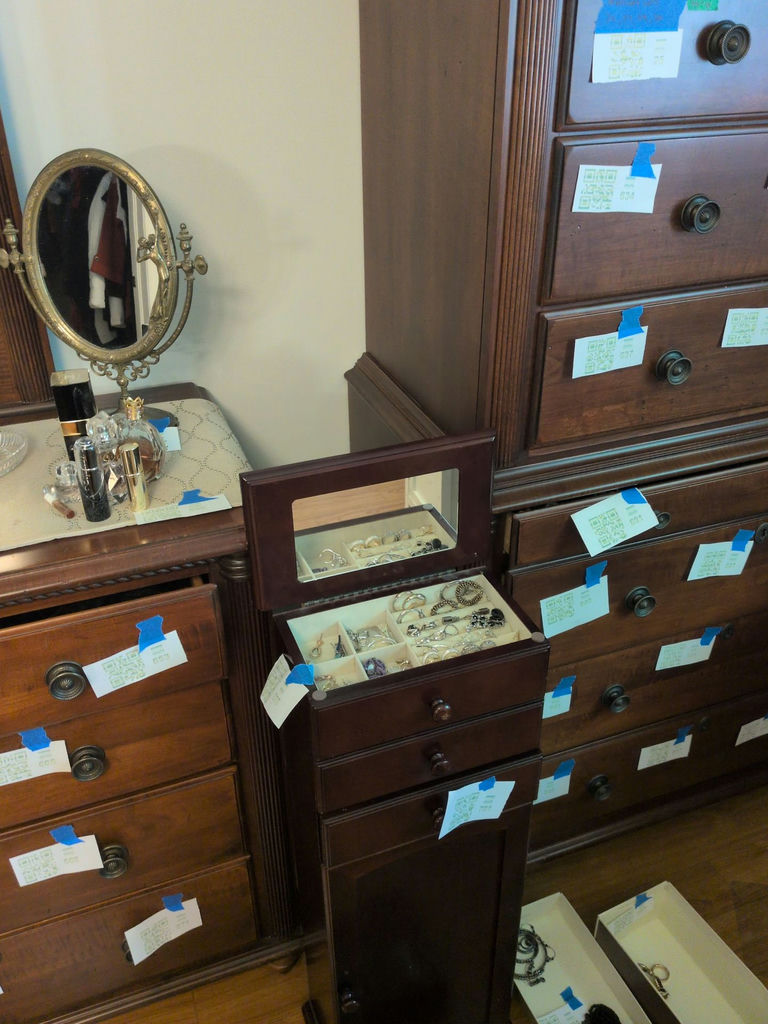 Wooden Jewelry Armoire - image 3 of 7