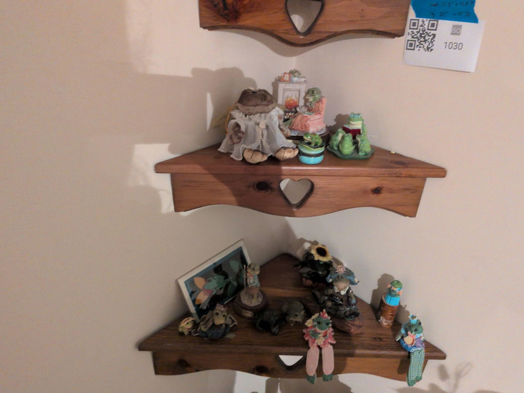 Set of Three Wooden Corner Wall Shelves - image 3 of 6