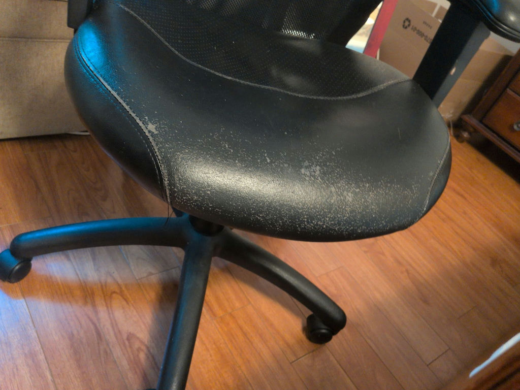 Black Mesh Office Chair - image 5 of 6