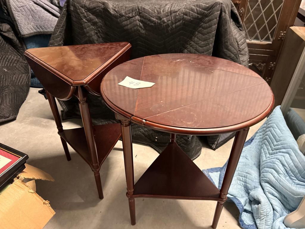 Pair of vintage wooden nesting end tables - image 5 of 6