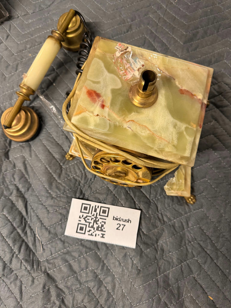 Decorative Rotary Telephone - image 4 of 4