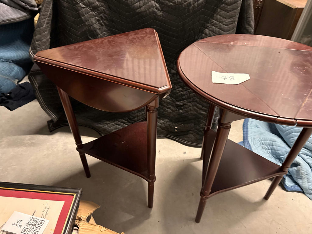 Pair of vintage wooden nesting end tables - image 6 of 6