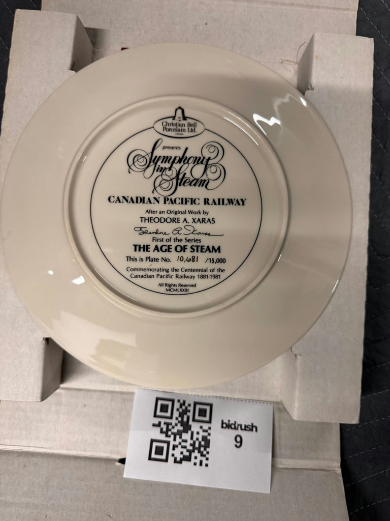 Set of train-themed porcelain plates - image 4 of 10