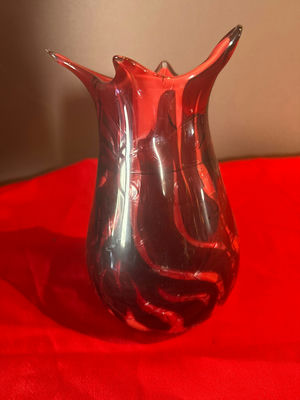 Murano Red Art Glass Vase - Image 1 of 3