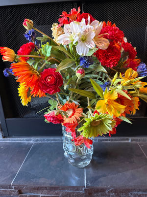Mixed Floral Arrangement in Glass Vase - Image 1 of 3