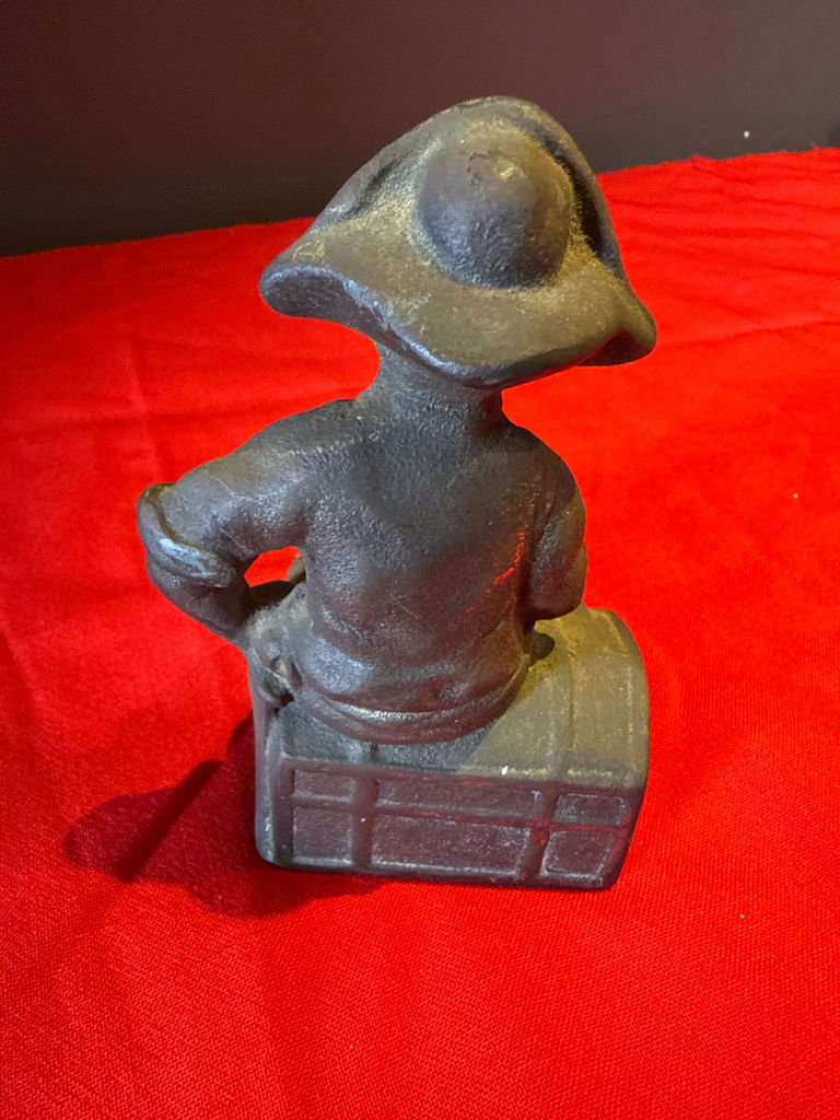 Hubley antique Cast Iron Colonial Figures Doorstop - image 2 of 2