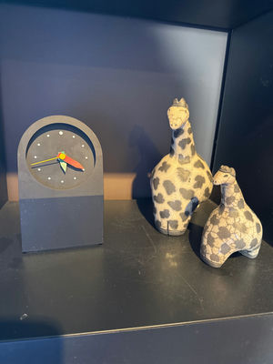 Decorative Animal Figurines and Table Clock - Image 1 of 4