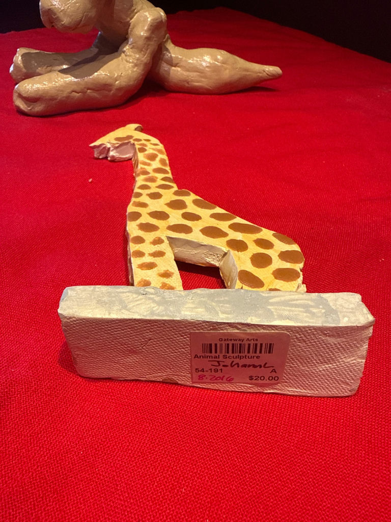 Handmade animal sculptures: giraffe and dogs - image 4 of 7