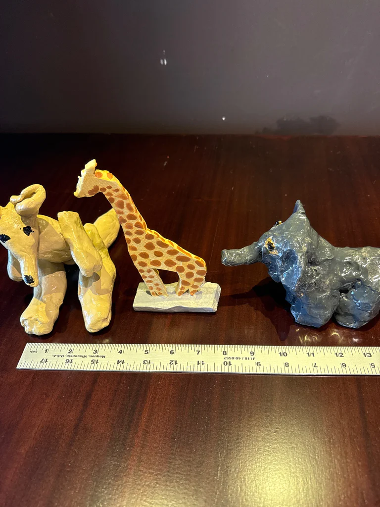 Handmade animal sculptures: giraffe and dogs - image 6 of 7