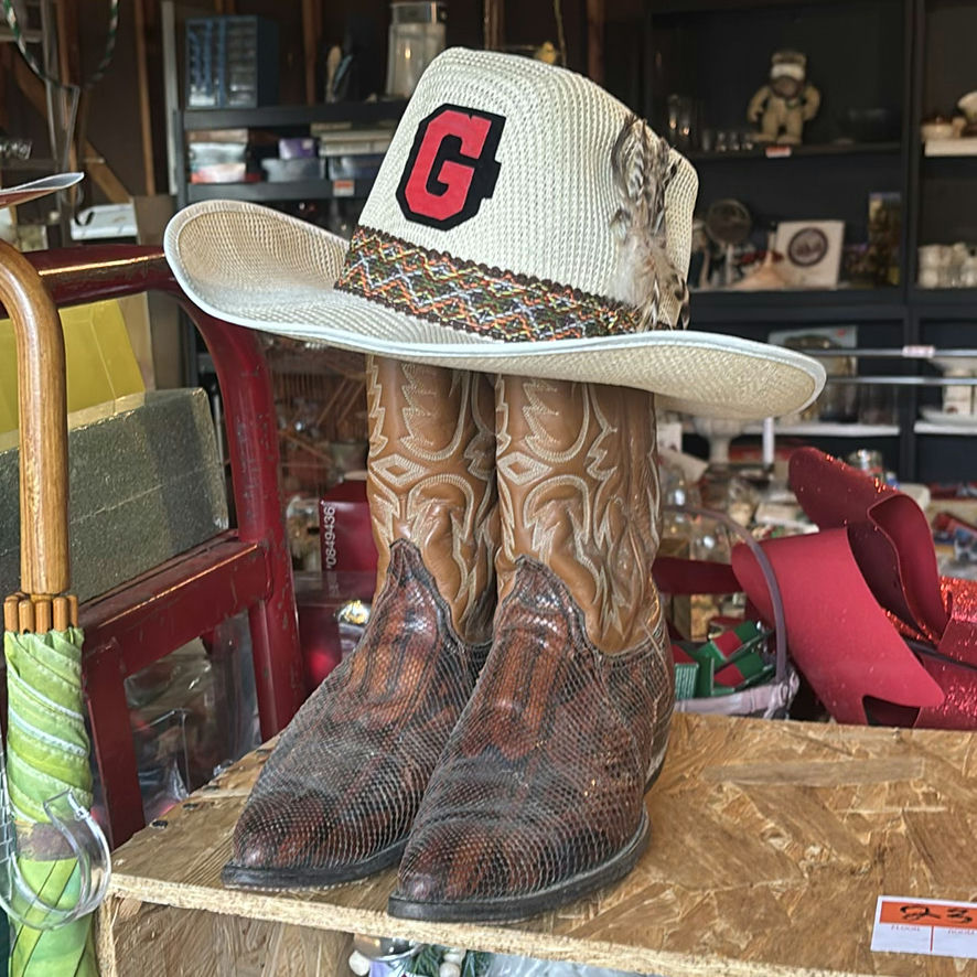 Snake-skin Western boots with a white cowboy hat - image 2 of 7