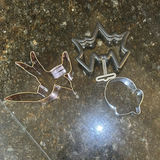 Assorted bakeware and kitchen accessories - thumbnail 16 of 16