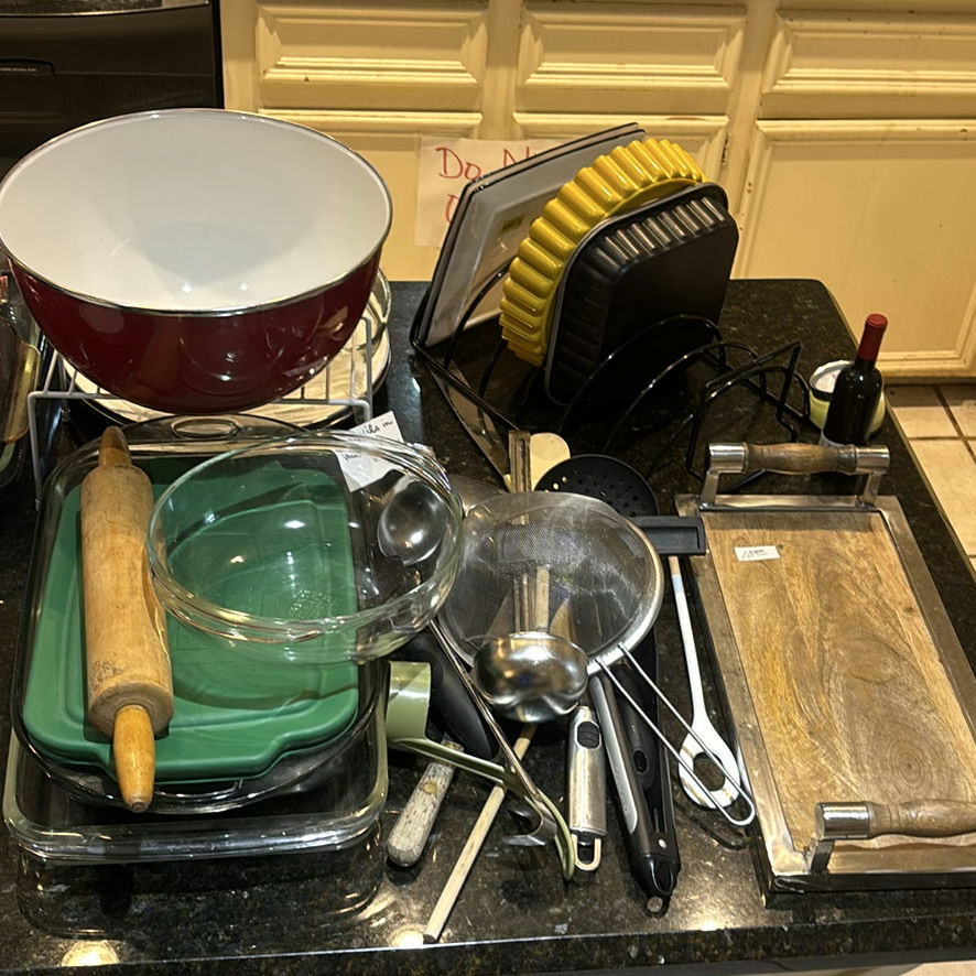 Assorted Bakeware and Kitchen Utensils - image 1 of 16