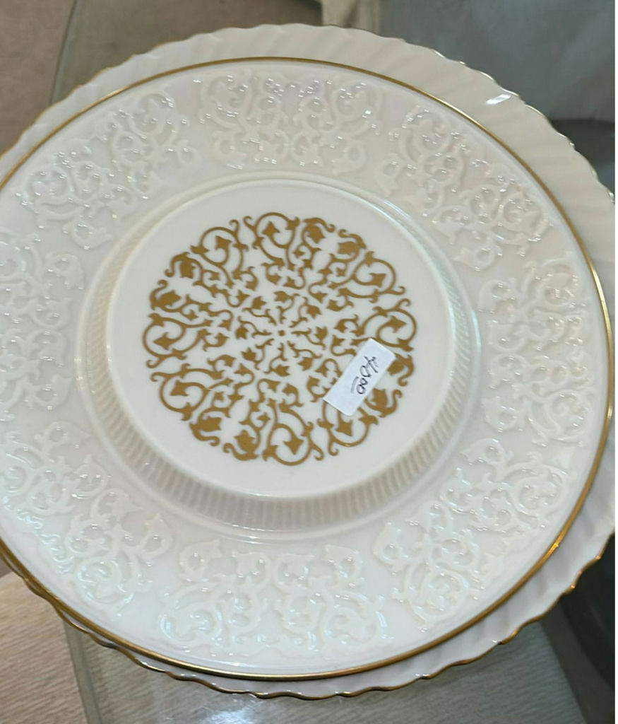Lenox porcelain dinnerware collection with gold trim - image 27 of 27