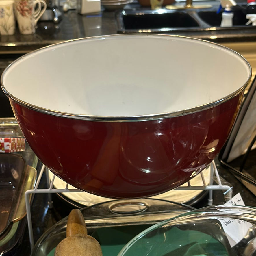 Assorted Bakeware and Kitchen Utensils - image 6 of 16
