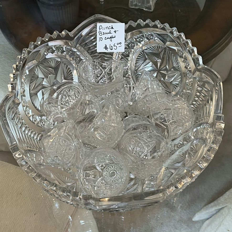 Crystal punch bowl with ten cups - image 1 of 5