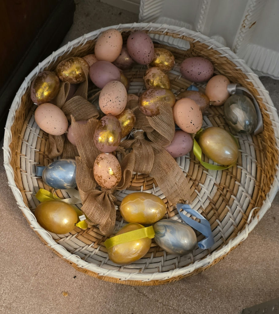 Decor - image 2 of 5