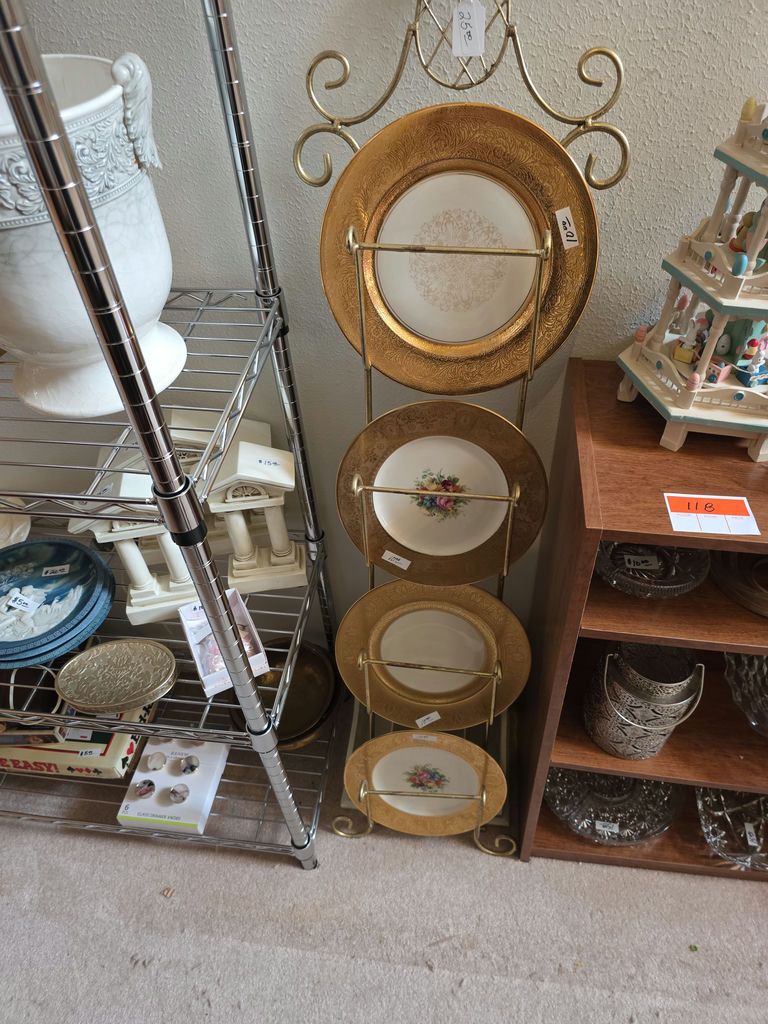 Decor - image 2 of 7