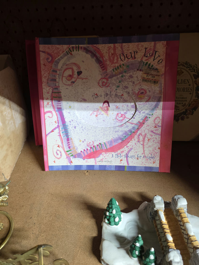 Assorted Christmas-themed decor and vintage photo albums - image 19 of 19