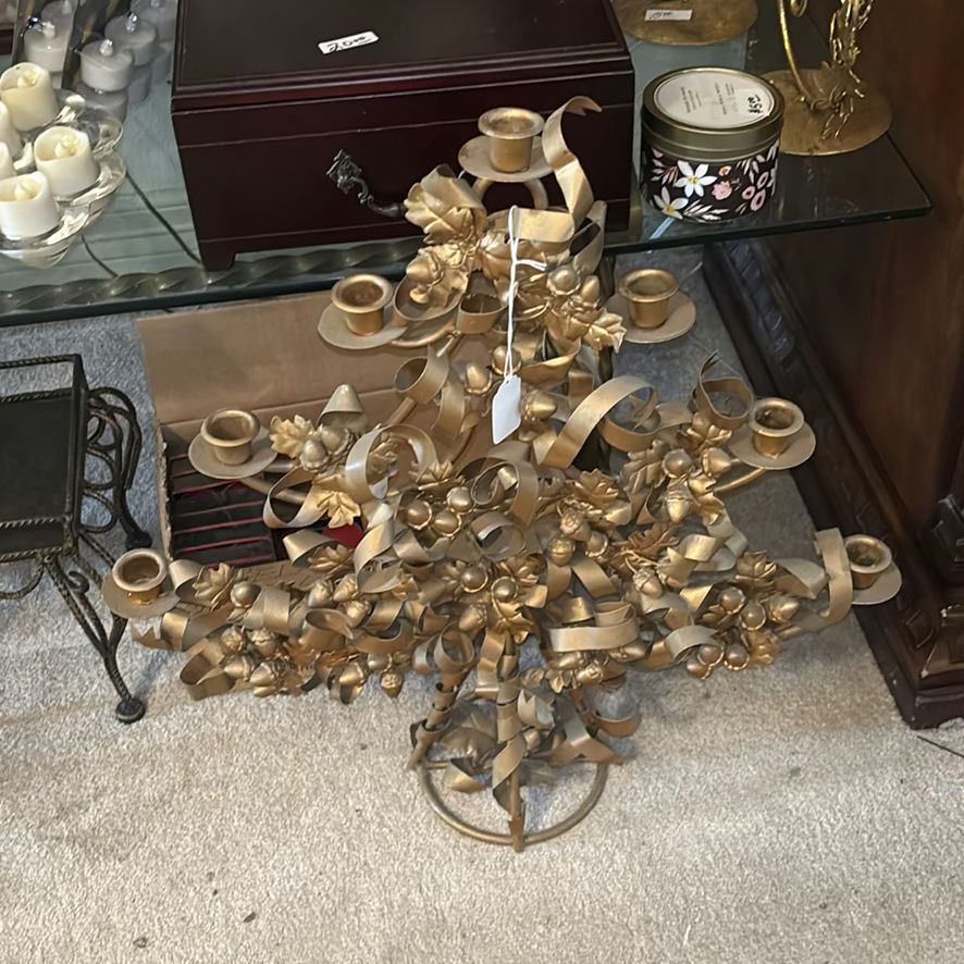 Assorted Home Decor Items - image 9 of 15