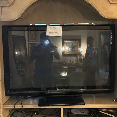 Panasonic flat-screen television - Image 1 of 3