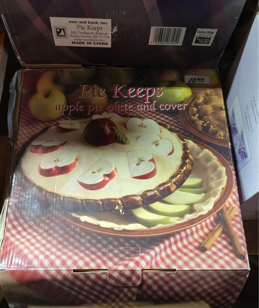 Pie Holders And Decor - image 2 of 9