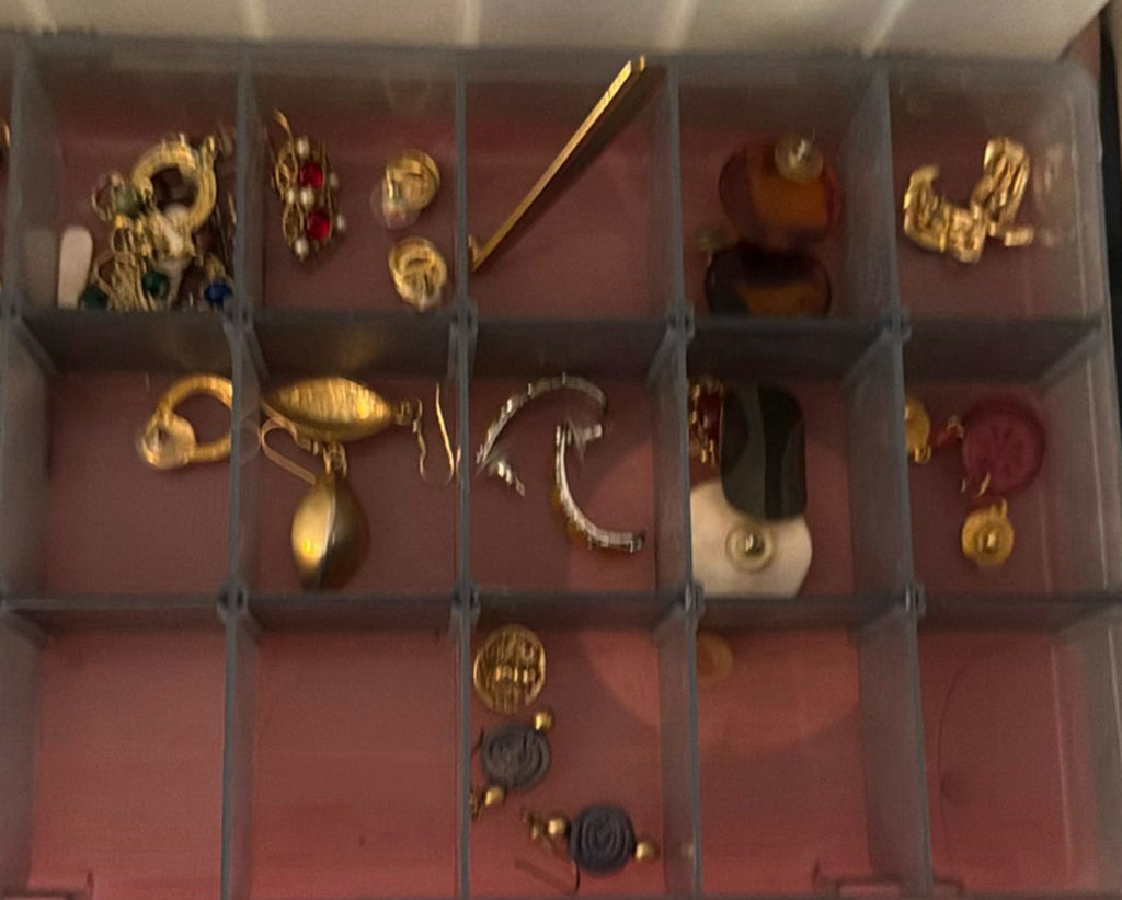 Assorted jewelry in plastic organizers - image 3 of 11