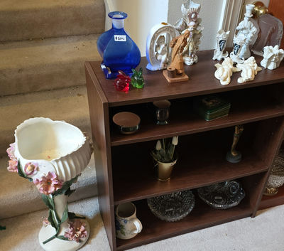 Decor - Image 1 of 6
