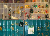 Assorted costume jewelry collection - thumbnail 1 of 7