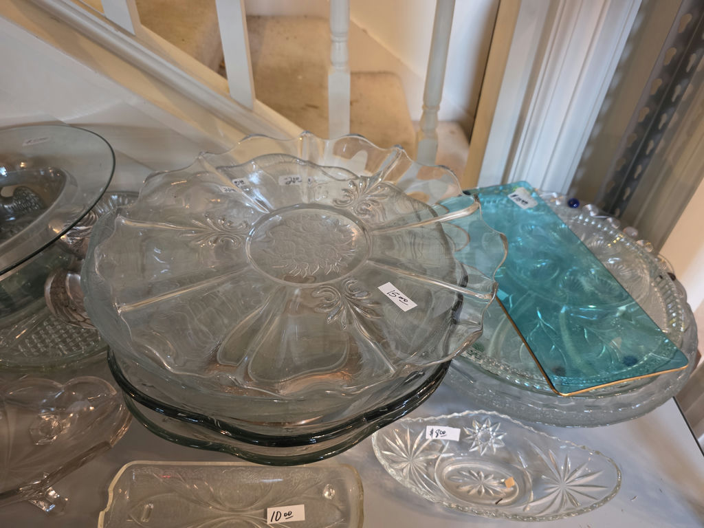 Glassware - image 6 of 8