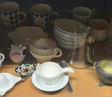 Assorted teacups, bowls, plates and glassware - thumbnail 5 of 7