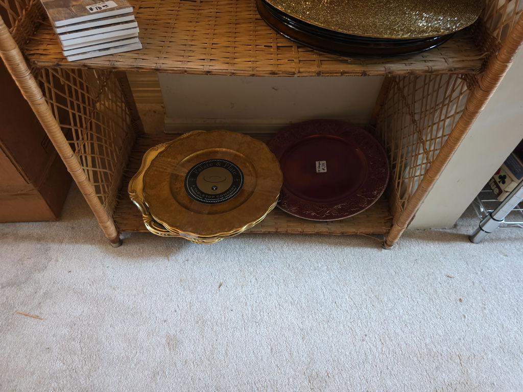 Decorative Plates/ Chargers - image 5 of 5