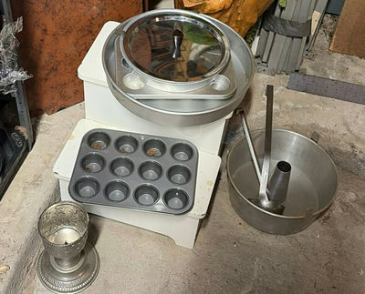 Assorted kitchenware, storage boxes, and decorative plant arrangement - Image 1 of 8