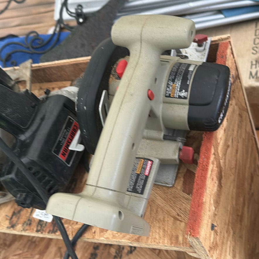Assorted power tools and tool case - image 2 of 9