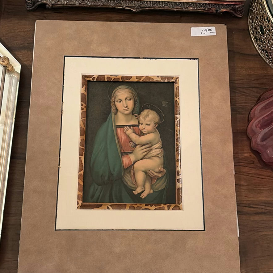 Assorted decorative antiques and home decor items - image 4 of 8