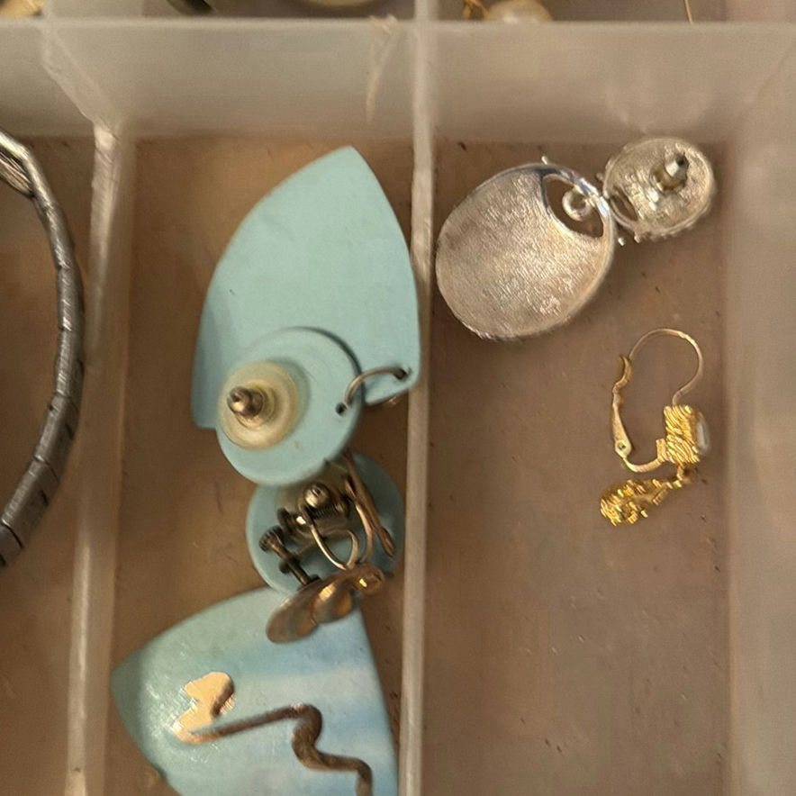 Assorted jewelry in plastic organizers - image 7 of 11
