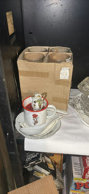 Assorted decorative glassware, ceramics, and a gold bell wreath - Image 1 of 6