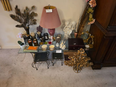 Decor - Image 1 of 6