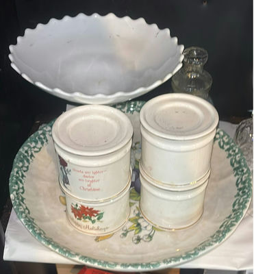 Christmas-themed ceramic canisters, bowls, sleighs and glassware - Image 1 of 7