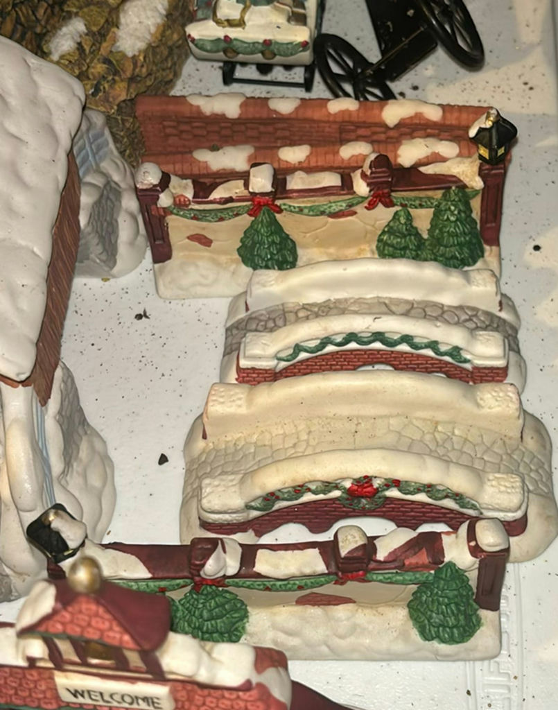 Assorted Christmas Village Figurines and Ceramic Decorations - image 4 of 11