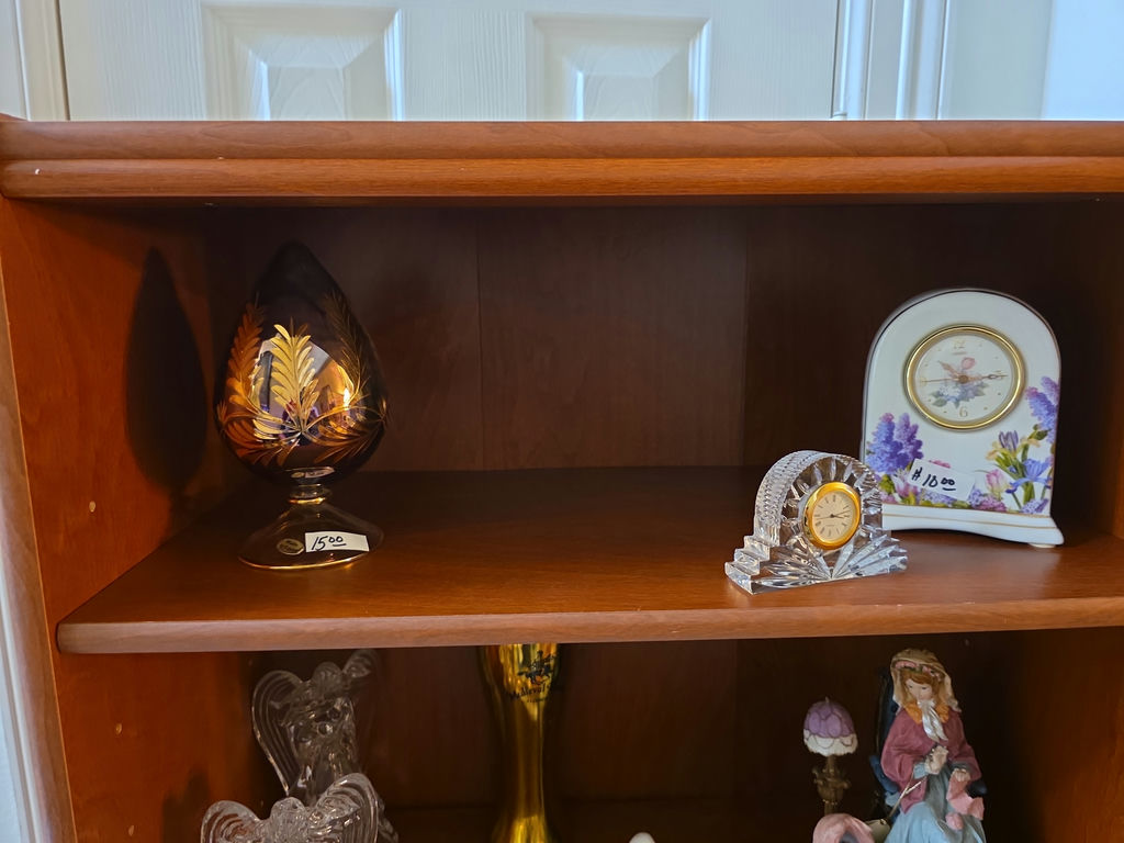 Decor - image 2 of 6