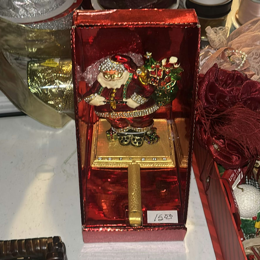 Assorted Christmas Ornaments and Figurines - image 5 of 5