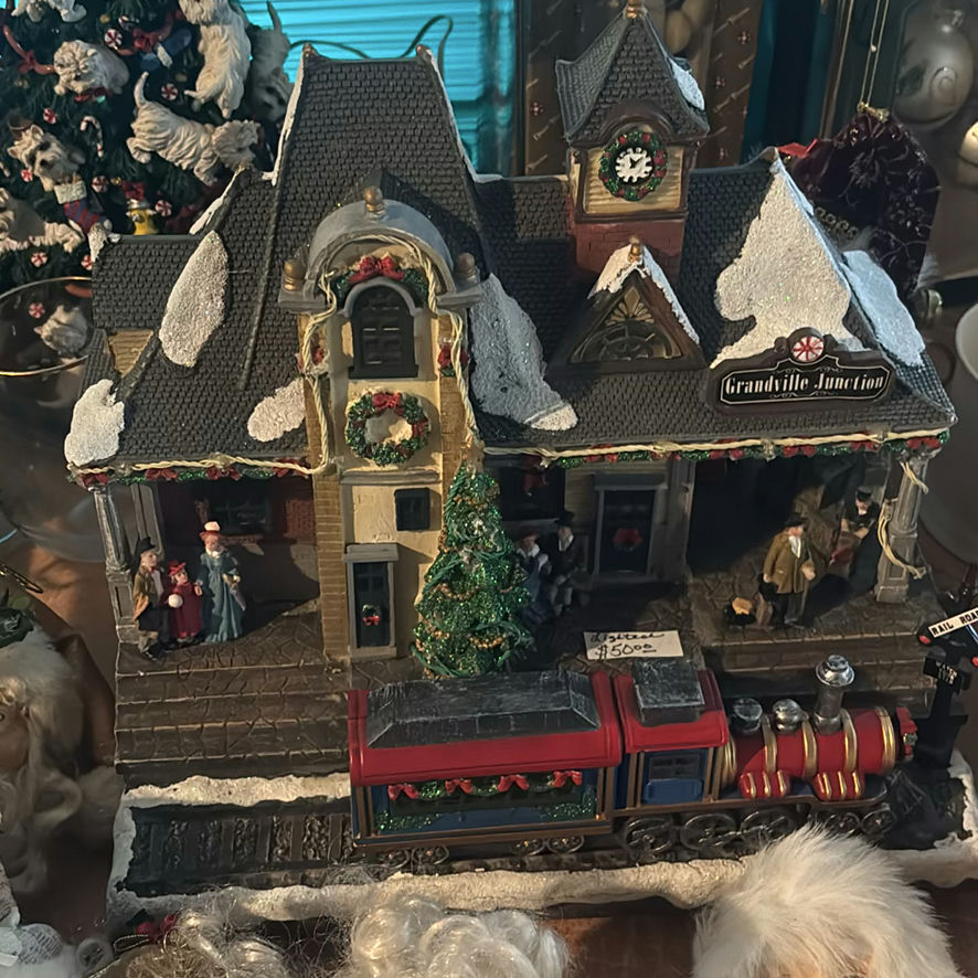 Christmas Decor and Holiday Tableware Collection - image 5 of 16