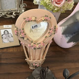 Assorted decorative home items - thumbnail 4 of 8